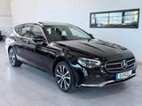 Mercedes-Benz E 300de *4Matic*GSD*MBUX*Avantgarde*AHK*ParkA* - Mercedes-Benz E 300 Gebrauchtwagen in München