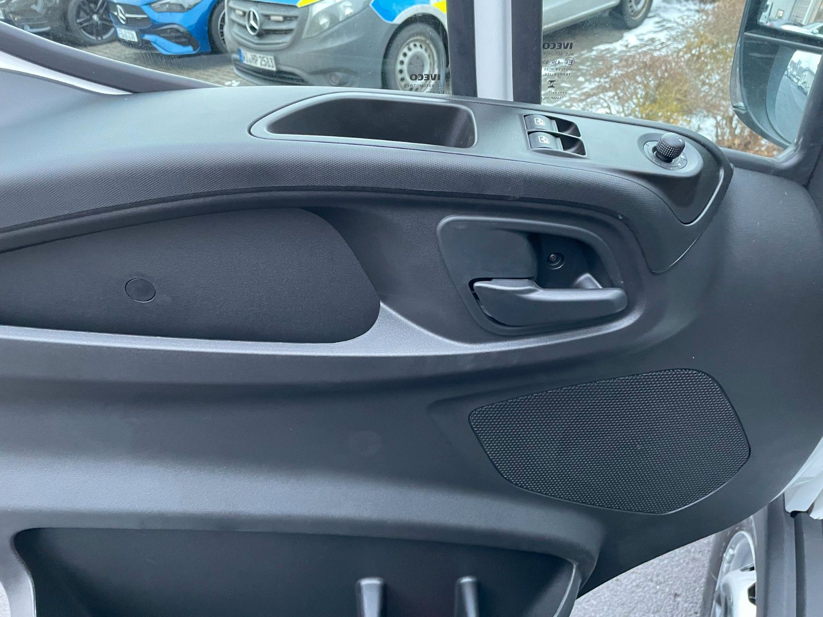 Fahrzeugabbildung Iveco Daily 35S14 A8*R3.450mm*Automatik*3Sitze*