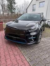 Kia Niro e-Niro 150kW Spirit Spirit  ( Garantie)  - Kia Niro von privat