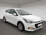 Hyundai i20 Classic erst 5000 KM / 1. Besitzer - Hyundai: I50