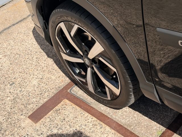 Fahrzeugabbildung Nissan Qashqai 1.3 DIG-T 117 kW Tekna DCT TL*Bear-Lock
