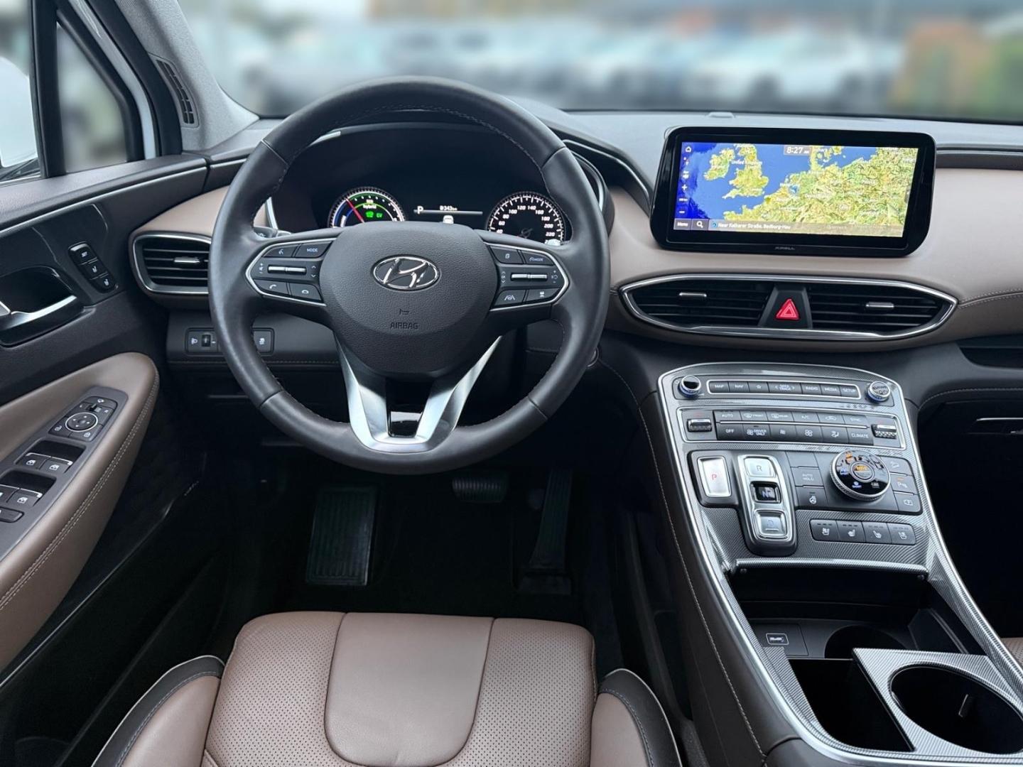 Hyundai SANTA FE 1.6T 4WD Trend Hybrid Navigation Kamera