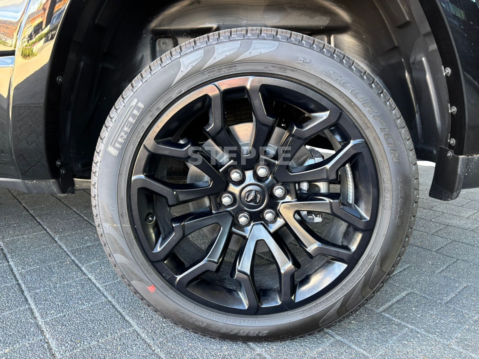 Dodge 2026 RAM 1500 Limited Night 5,7LV8 Rambox MFT