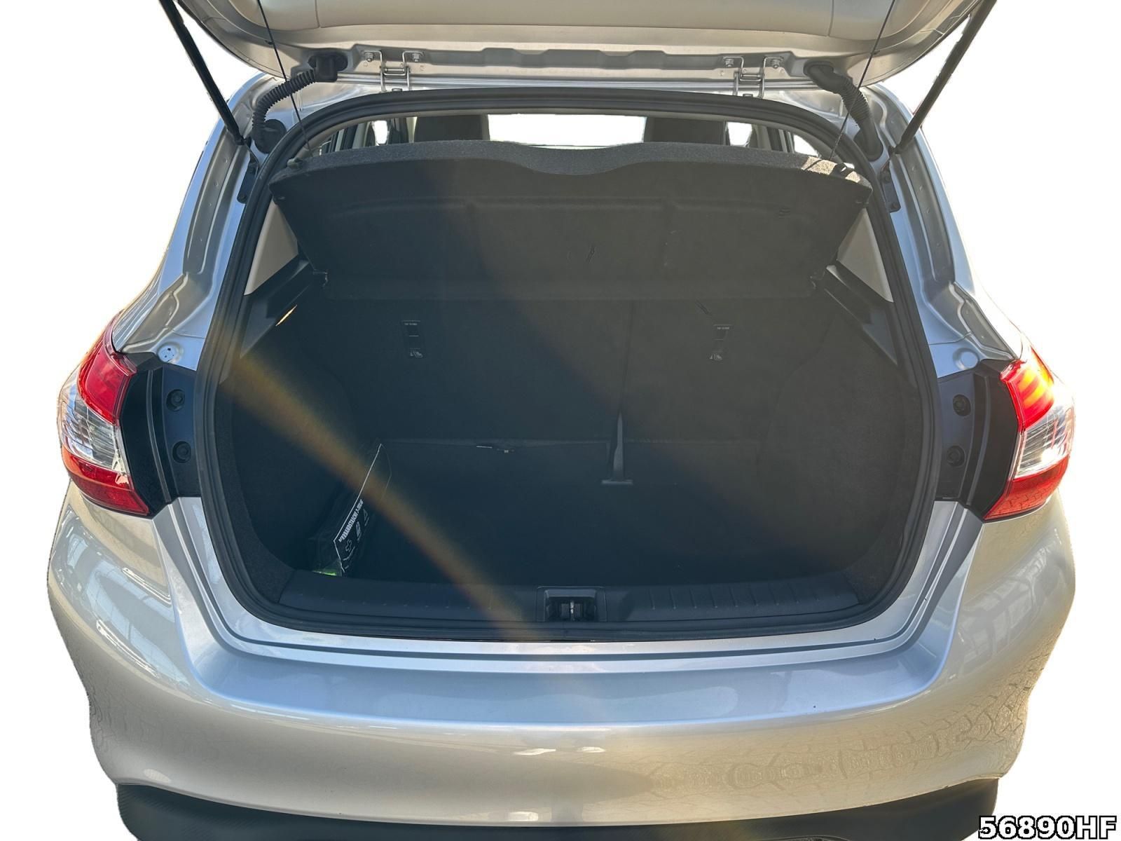 Fahrzeugabbildung Nissan Pulsar 1.2 Connect