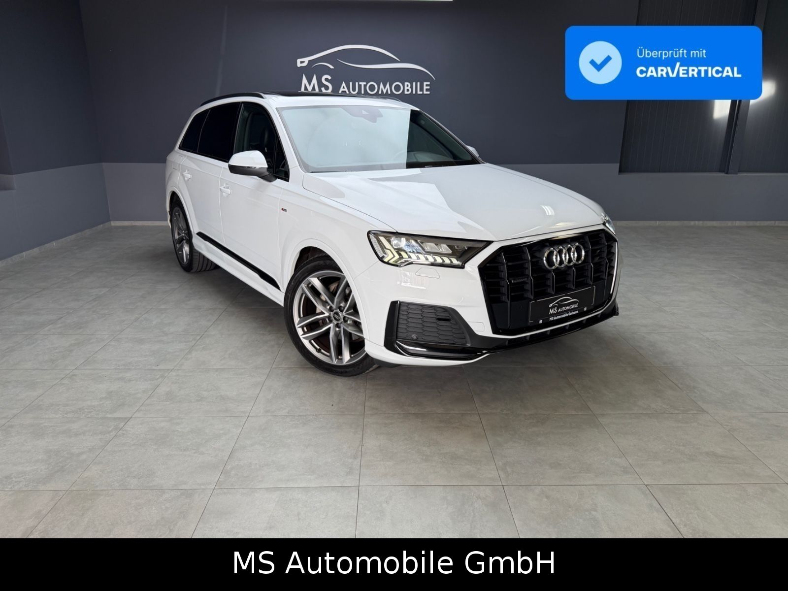 Audi Q7 - 1