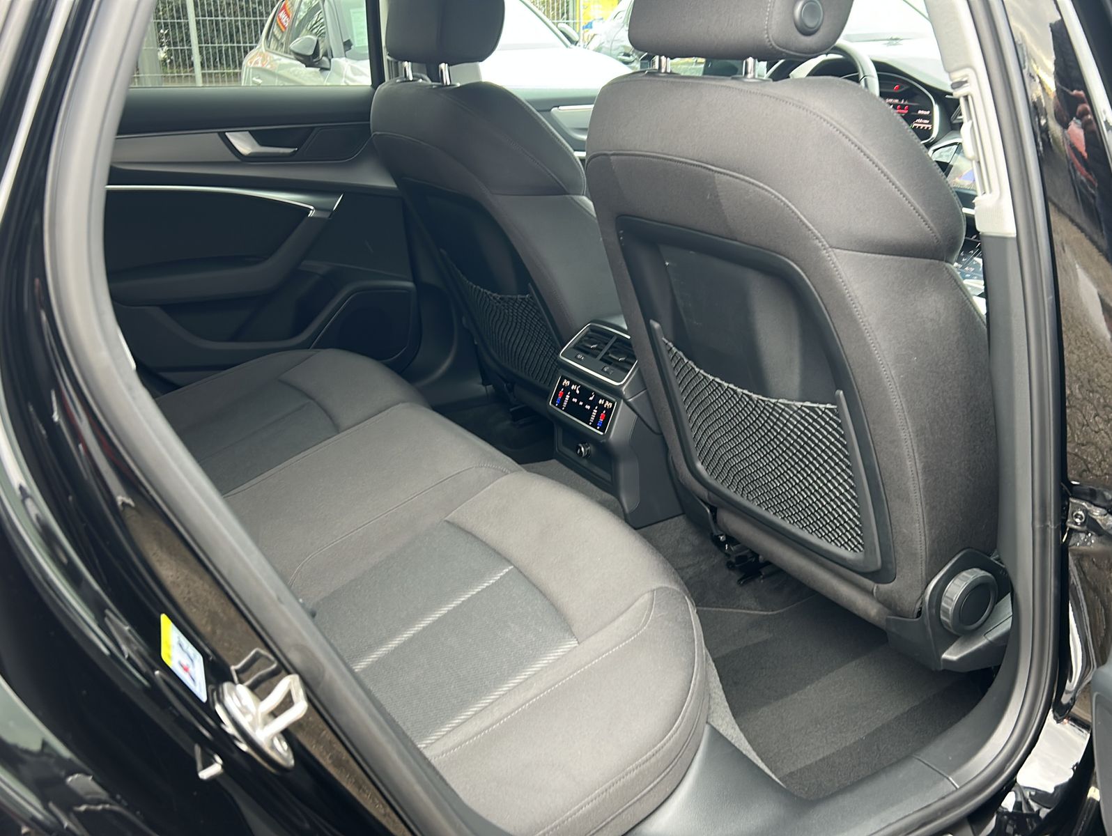Fahrzeugabbildung Audi A6 Avant 40 TDI quattro Sport