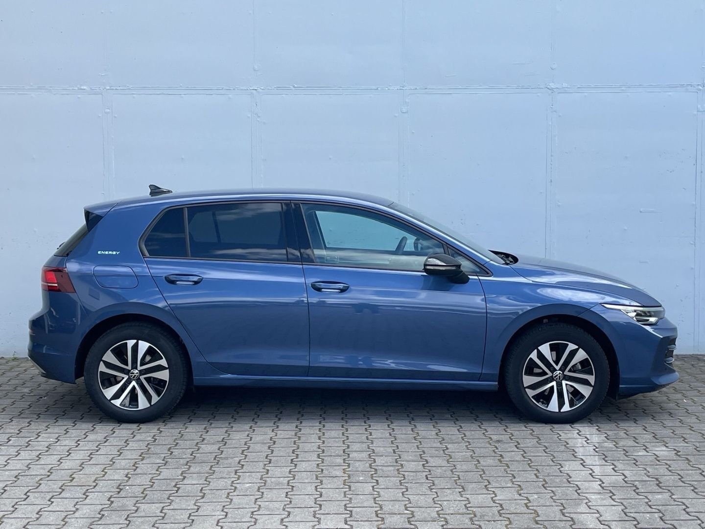 Golf VIII 1.5 eTSI DSG Energy AHK/ACC/Navi/LED P