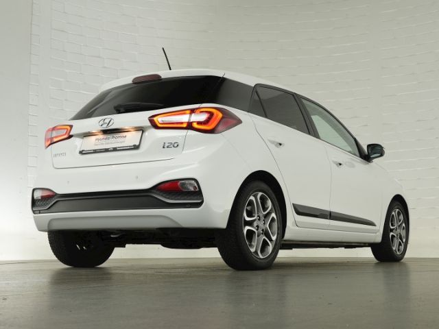 i20 STYLE+NAVI+RÜCKFAHRKAMERA+SCHIEBEDACH+SITZ-/