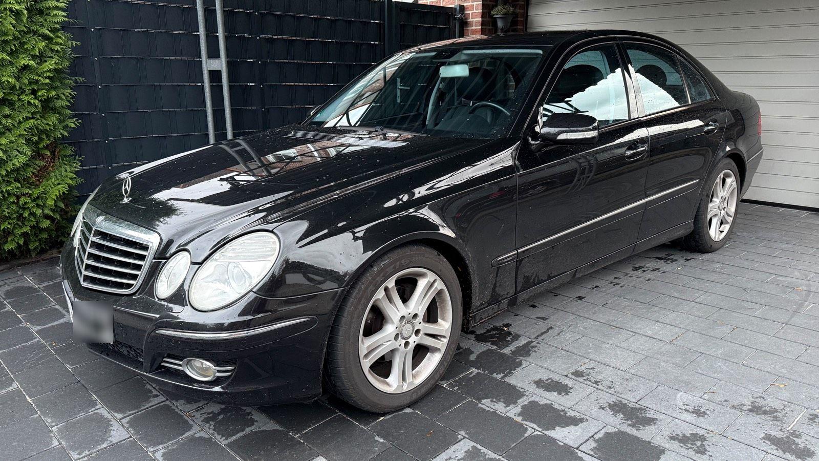 Mercedes-Benz E 220