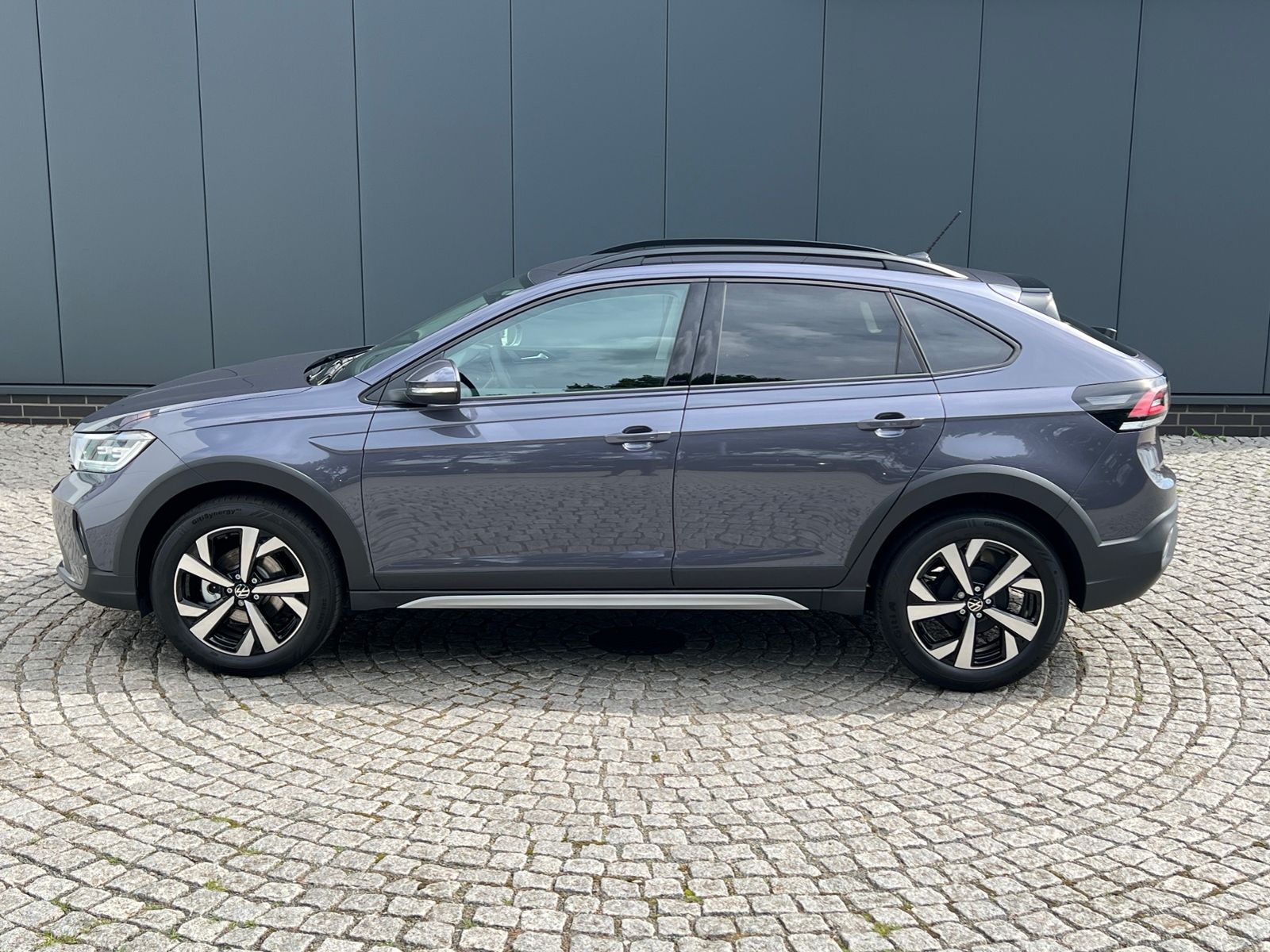 Fahrzeugabbildung Volkswagen Taigo Life 1.0 TSI *IQ.Light, Ready2Discover, Ka