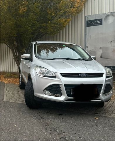 Ford kuga 2.0 Diesel 1 Hand