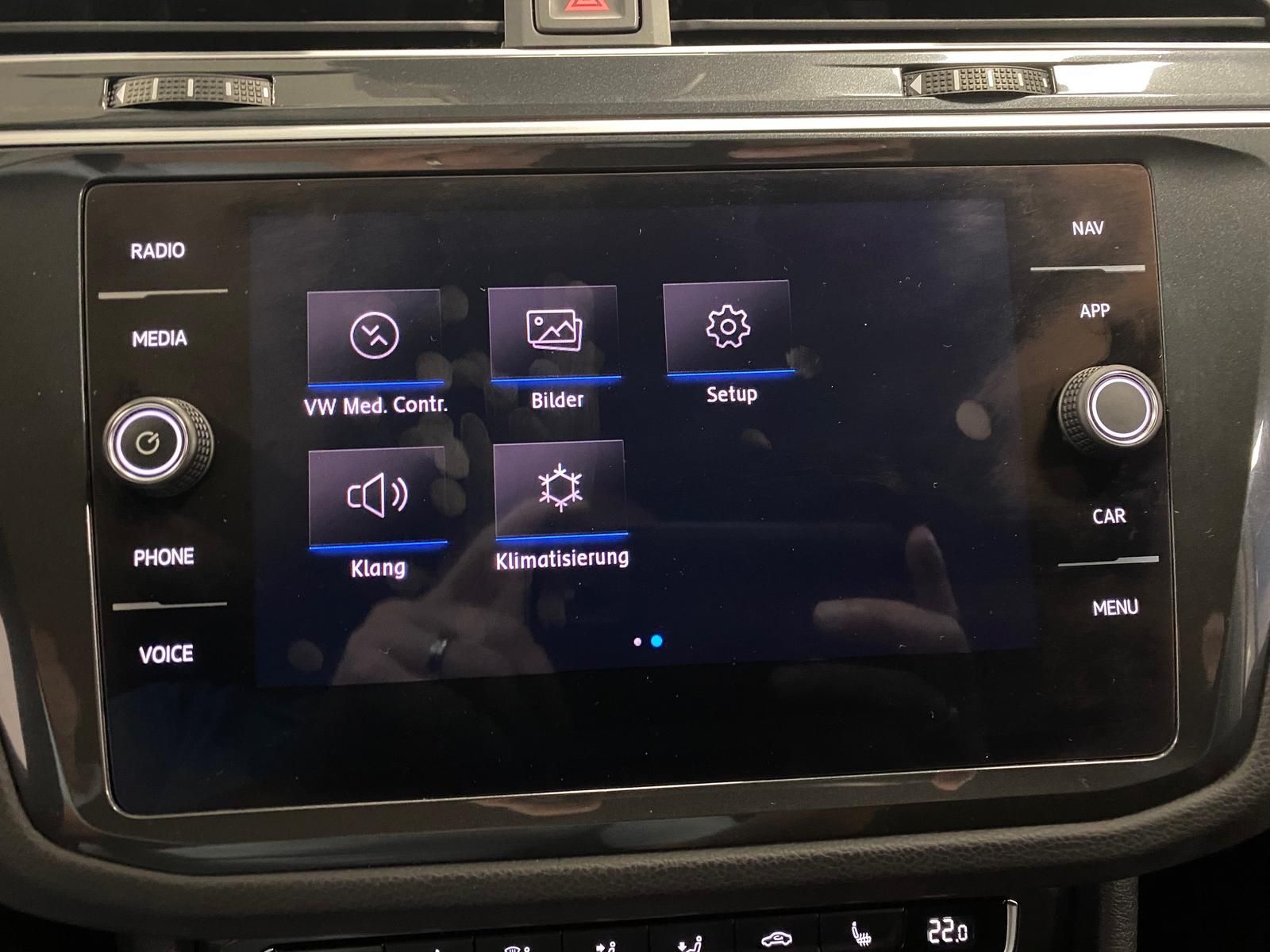 Fahrzeugabbildung Volkswagen Tiguan 2.0 TDI +AHK+APP+ALLWETTER+KLIMA+ACC