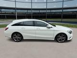 Mercedes-Benz CLA 200 Shooting Brake+Urban+LED+SHZ+Tempo+ - Mercedes-Benz CLA 200 mit Benzin-Antrieb