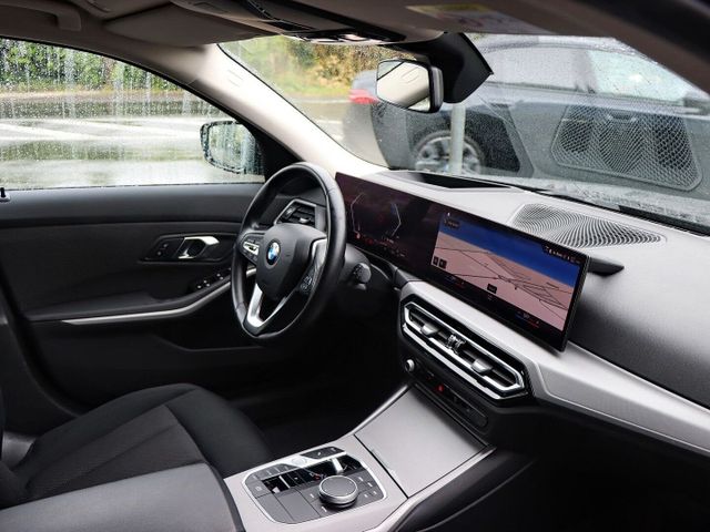 BMW 320, 2023 — 9