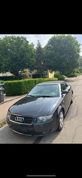 Audi A4 1.8 T Cabrio-S Line-163Ps-Scheckheft-TÜV2027 - Audi A4 aus 2004: Line