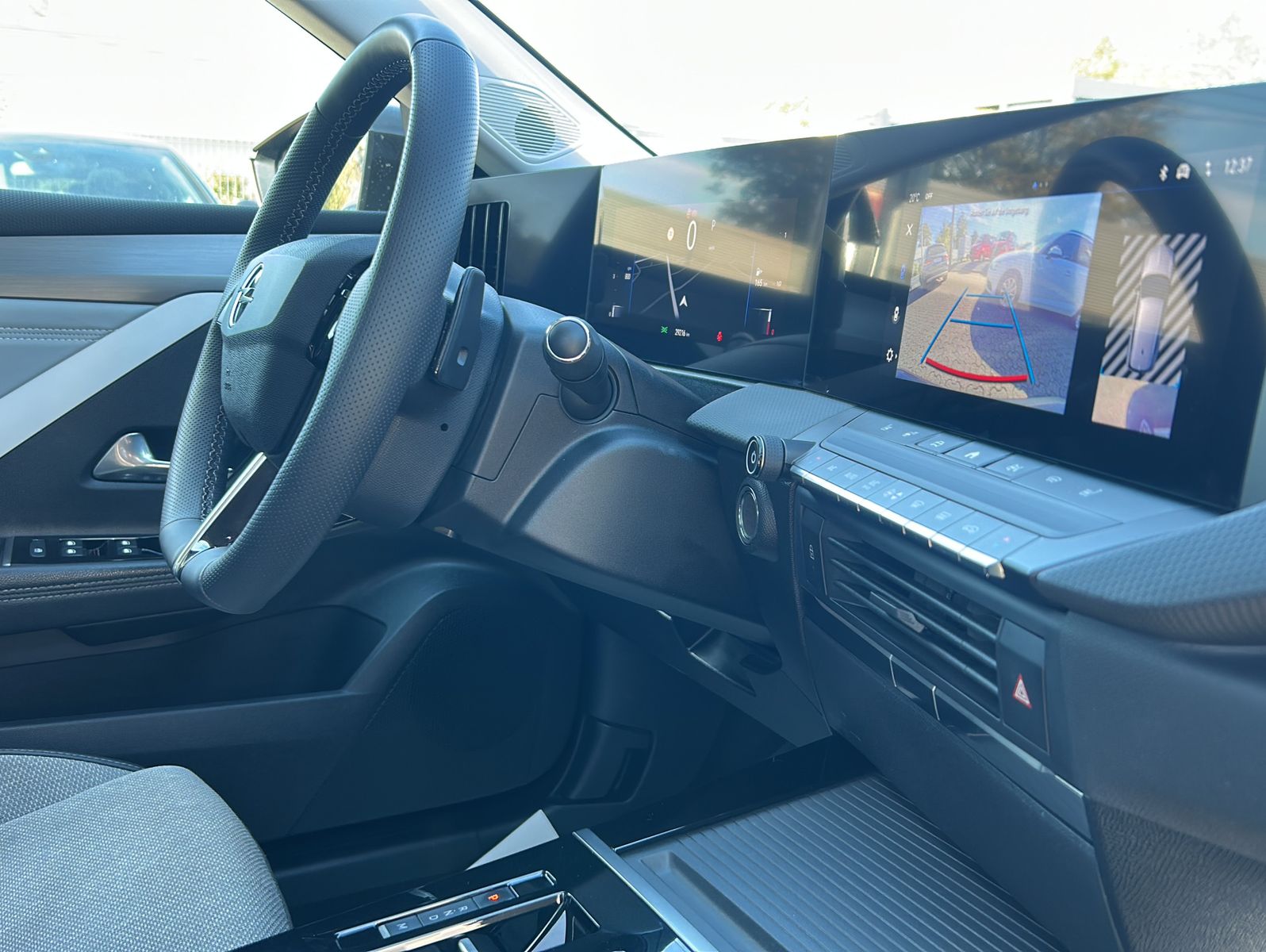 Fahrzeugabbildung Opel Astra 1,5 DElegance