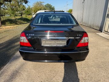 Mercedes E 200 - 7