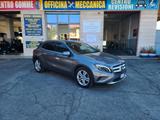 Mercedes-Benz Mercedes-benz GLA 180 d Automatic Premium 2016 P - Mercedes-Benz GLA-Class: Kombi
