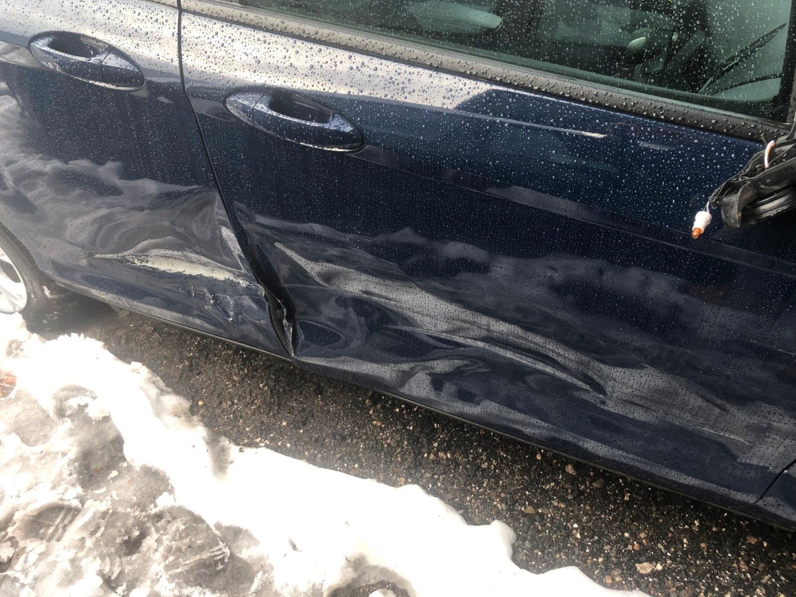 Fahrzeugabbildung Ford B-Max B-MAX Sync Edition Unfall