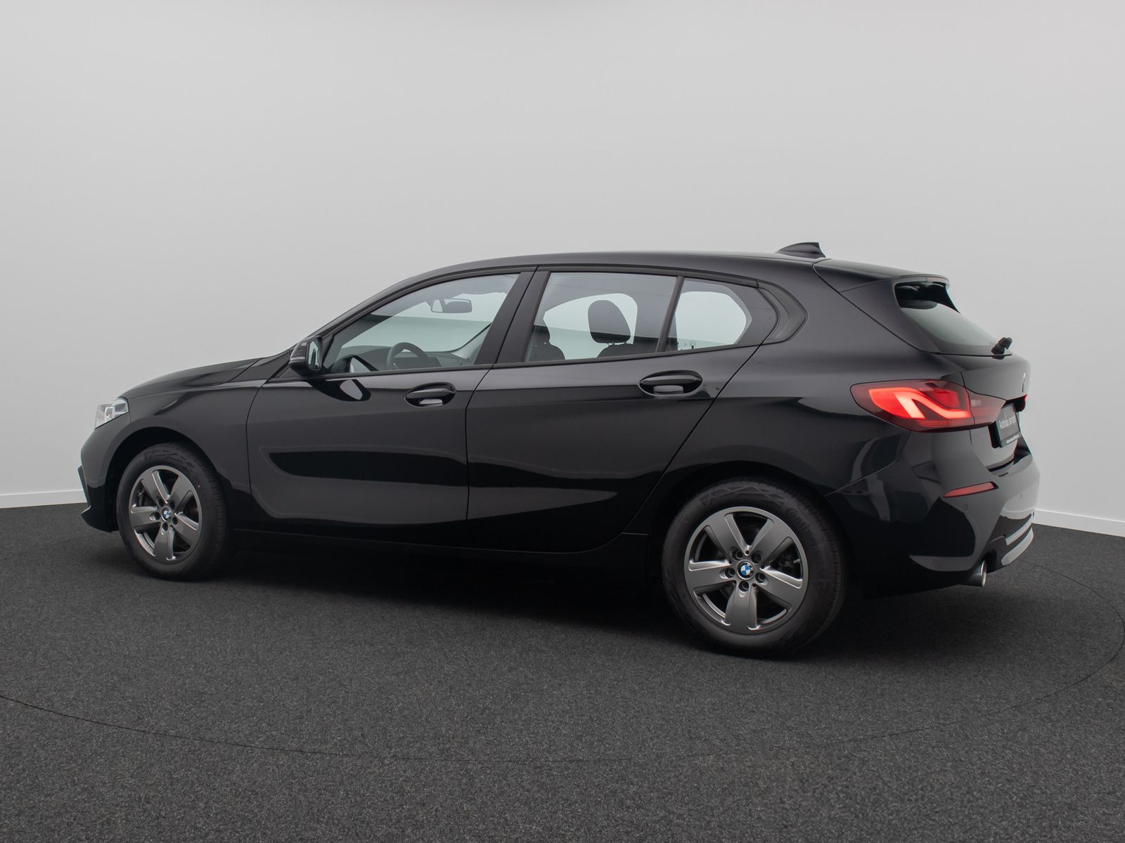 Fahrzeugabbildung BMW 118i GeschwindigReg LED PDC CockpitPro DAB WLAN