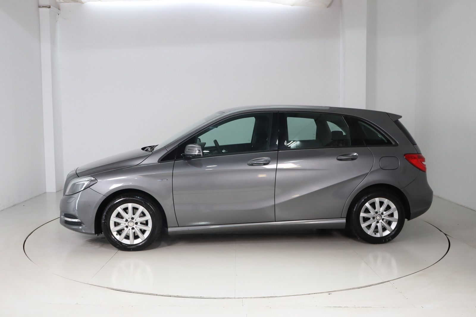 Fahrzeugabbildung Mercedes-Benz B 200 BlueEFFICIENCY * Bi-Xenon * Sitzhzg. * PDC