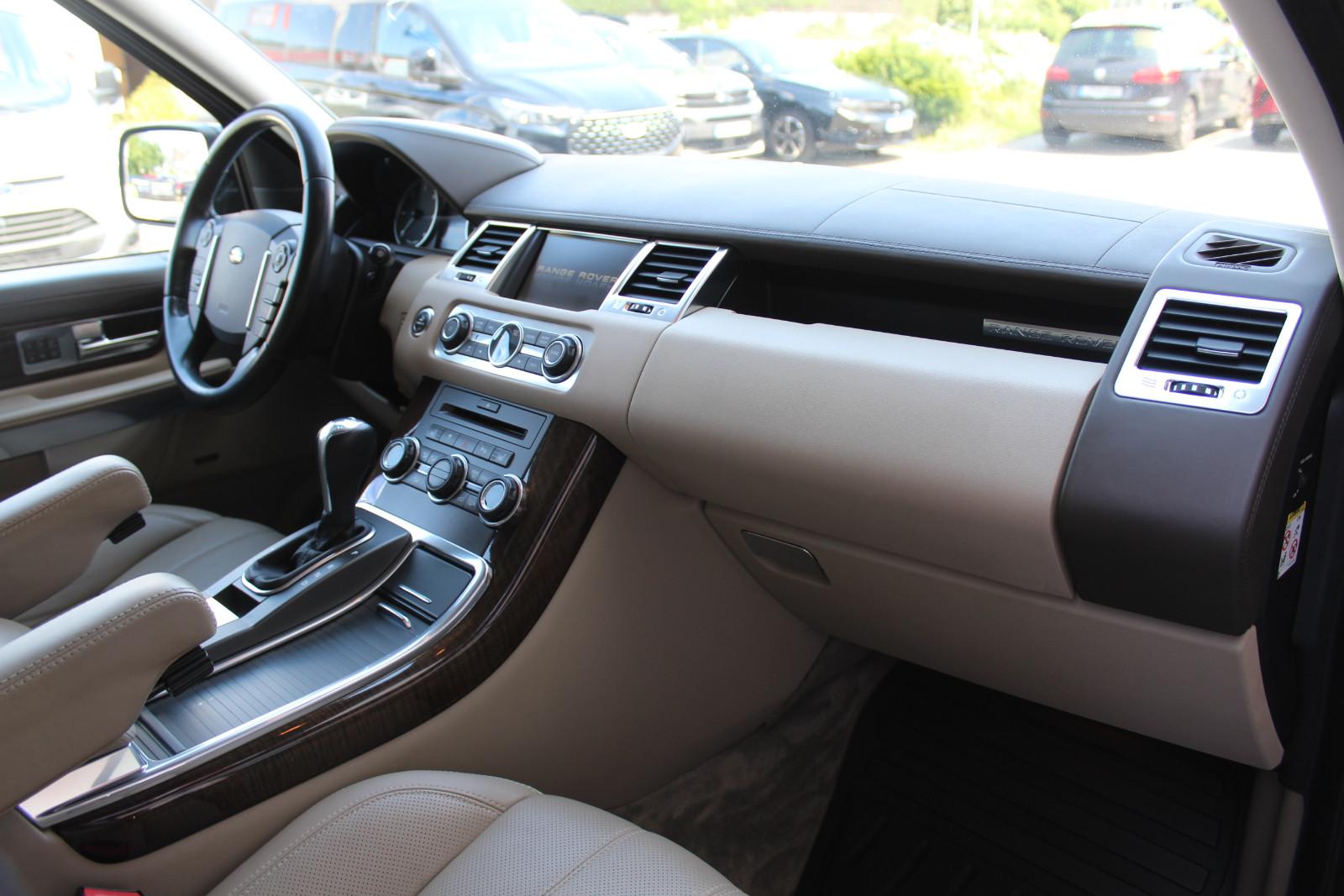 LAND ROVER RANGE ROVER SPORT - V6 TD HSE - 245 CV - ATTELAGE - HAYON ÉLECTRIQUE