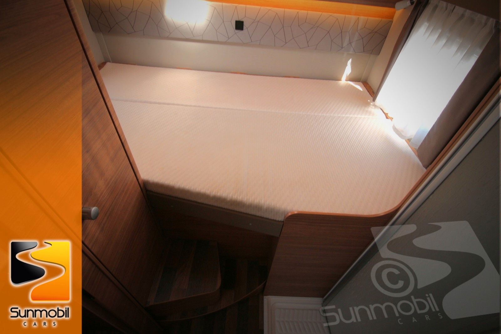 Fahrzeugabbildung Weinsberg CaraSuite 650 DG Navi RFK Markise