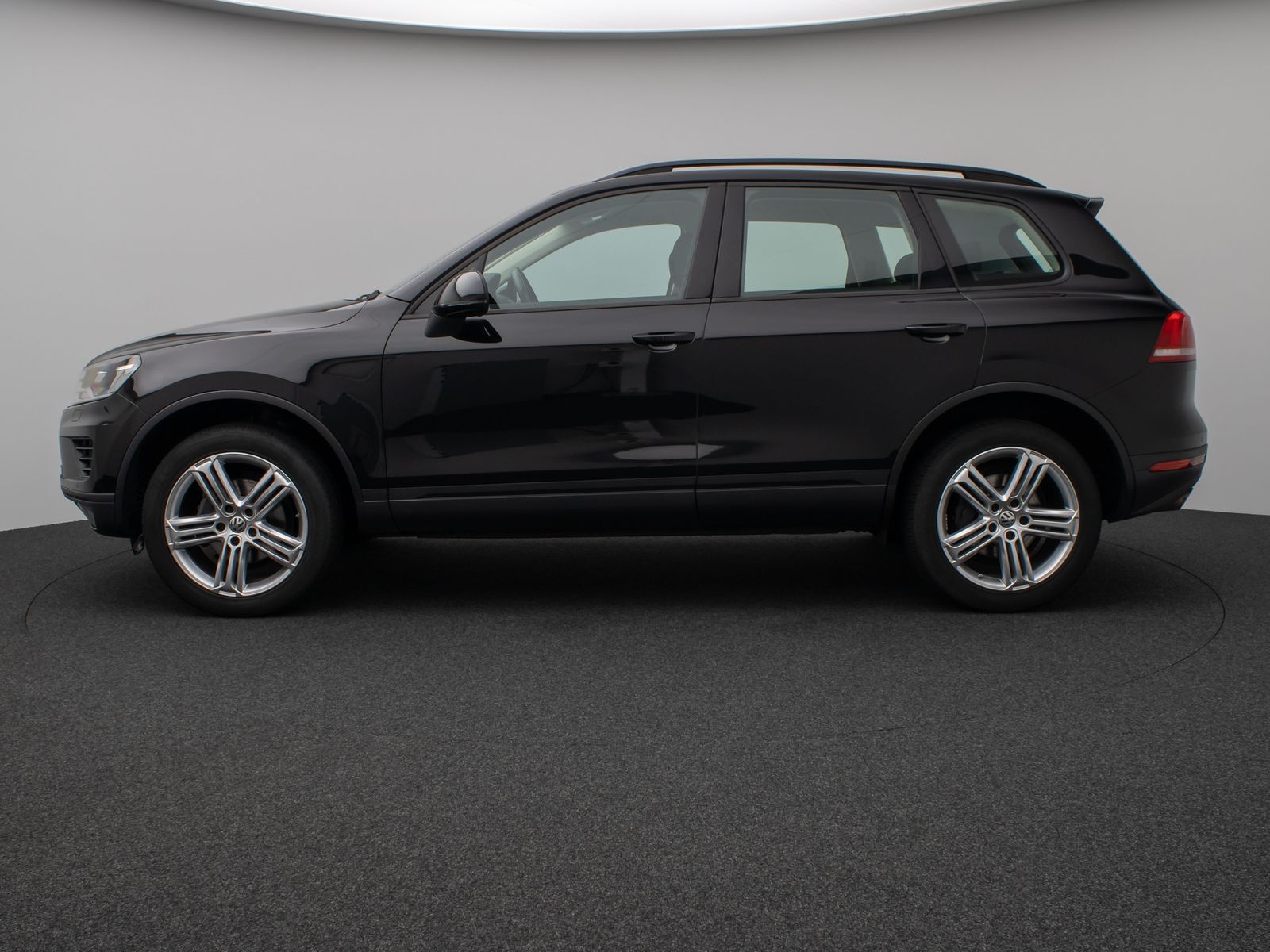 Fahrzeugabbildung Volkswagen Touareg 3.0 TDI V6 Terrain Tech 4Mot PDC BiXenon
