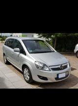 Opel Zafira  7 Sitzer Automatik  - silberne Opel Zafira Life