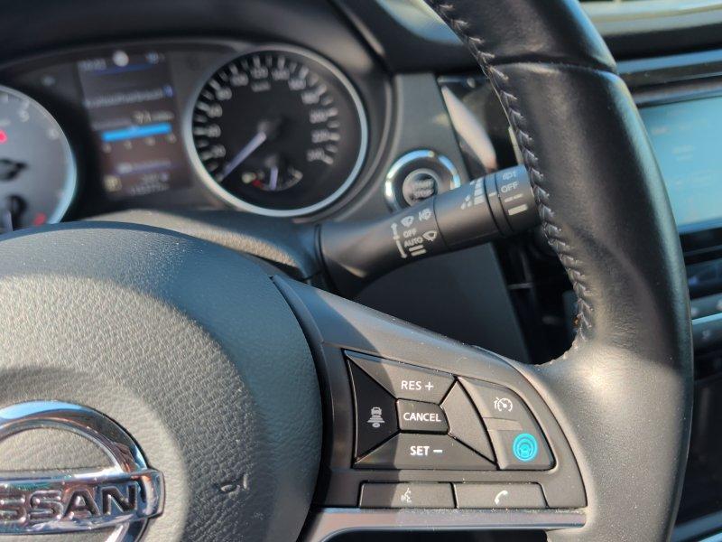 Nissan Qashqai 1.3 DIG-T  N-Connecta