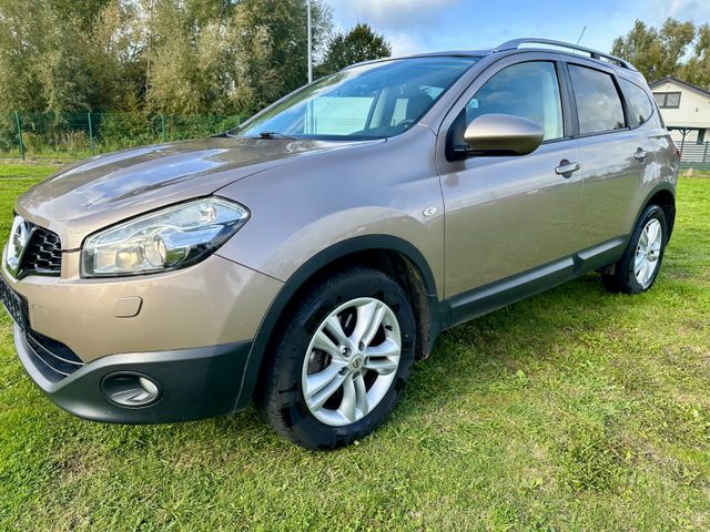 Nissan Qashqai+2 4x4 Automatik, Erstzulassung 11/2010, 227.362 km