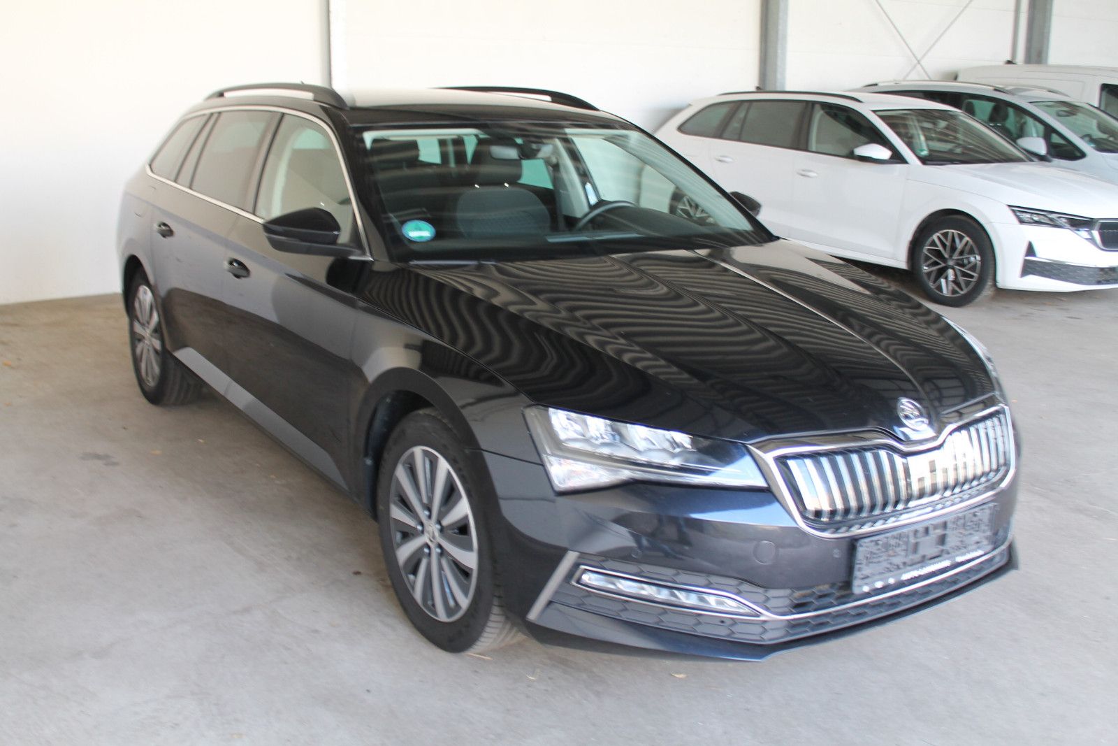 Skoda Superb - 1
