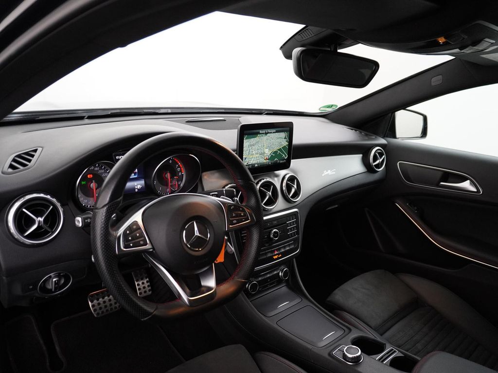 Mercedes-Benz GLA 180 AMG Night Edition Plus AMG Styling autom