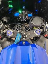 Yamaha R1 rn12 - Offers