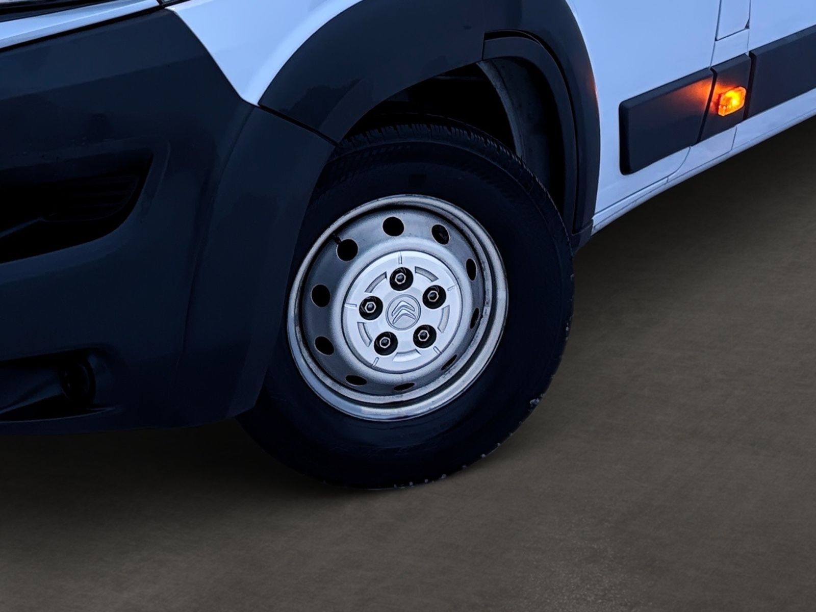 Fahrzeugabbildung Citroën Jumper Grossraumkasten 35 L4H2 Control Heavy