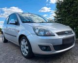 Ford Fiesta Ghia 1.3 / TÜV 05-2027 - Ford Fiesta aus 2005: Ghia