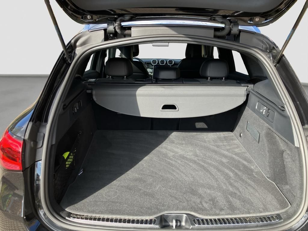 Fahrzeugabbildung Mercedes-Benz GLC 300 d 4M AMG*AHZV*LED*KAMERA*DISTR*MEMORY*