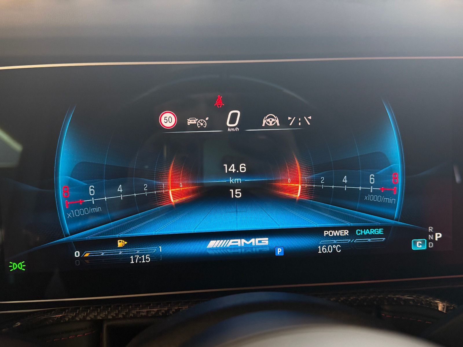 Fahrzeugabbildung Mercedes-Benz G 63 AMG/ A22/ FOND-TV/CARBON/RED/SUPERIOR/UNI