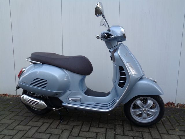 Vespa GTS 125 sofort lieferbar vom Vertragshändler