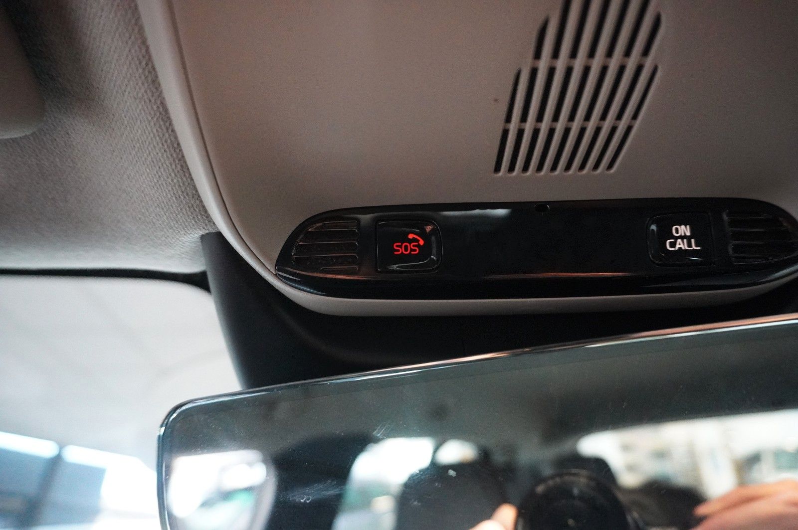 Fahrzeugabbildung Volvo XC40 T3 Momentum Pro LED/NAVI/LEDER/AHK/CAM