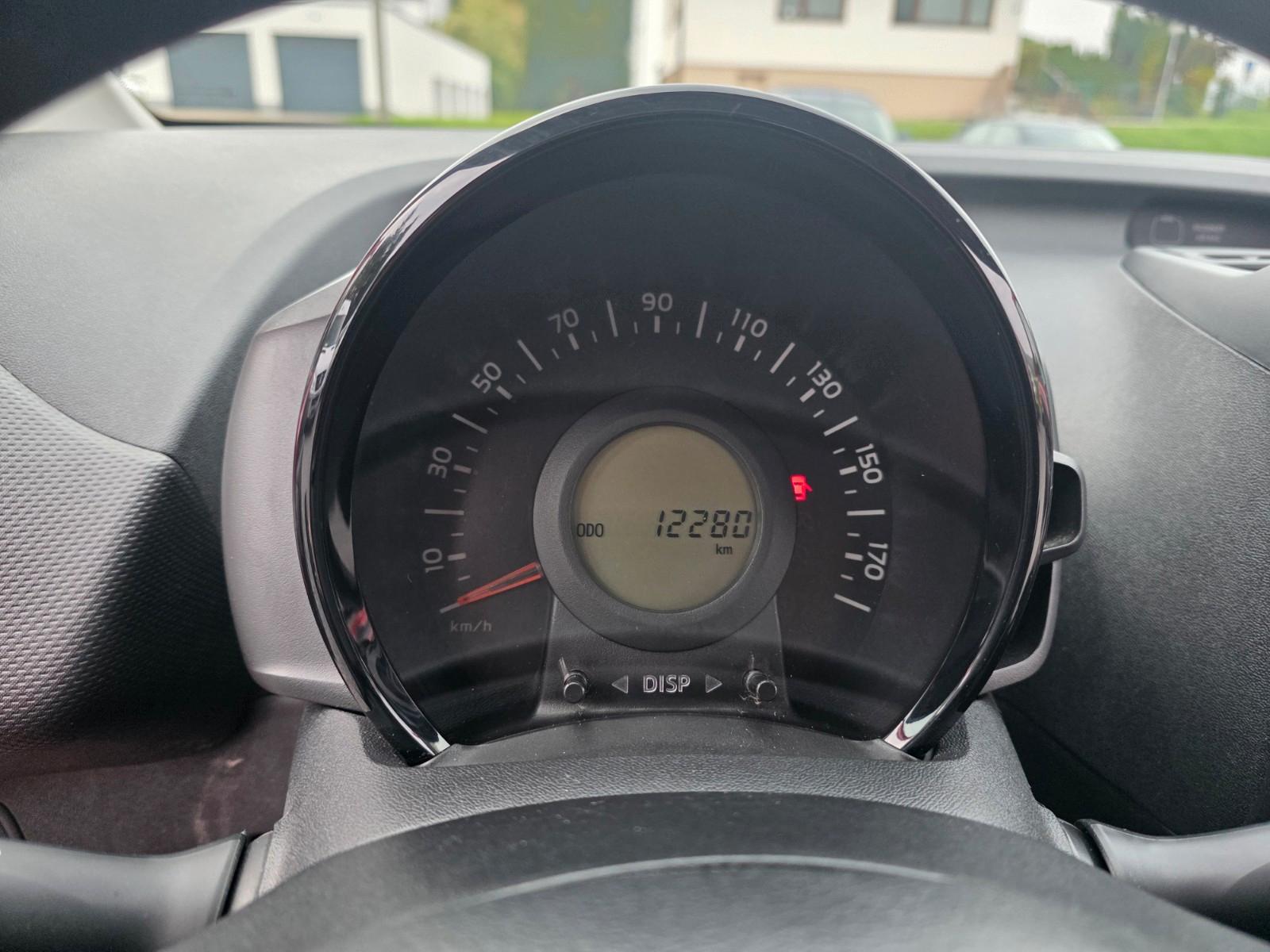 Toyota Aygo AYGO x