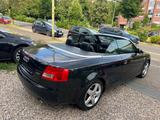 Audi A4 Cabriolet 2.4*TÜV NEU*AUTOMATIK*KLIMA*TOP* - gebrauchte Audi A4 aus dem Jahr 2002