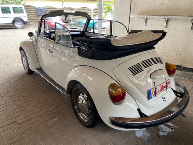 Volkswagen Käfer 1303 Cabriolet komplett restauriert