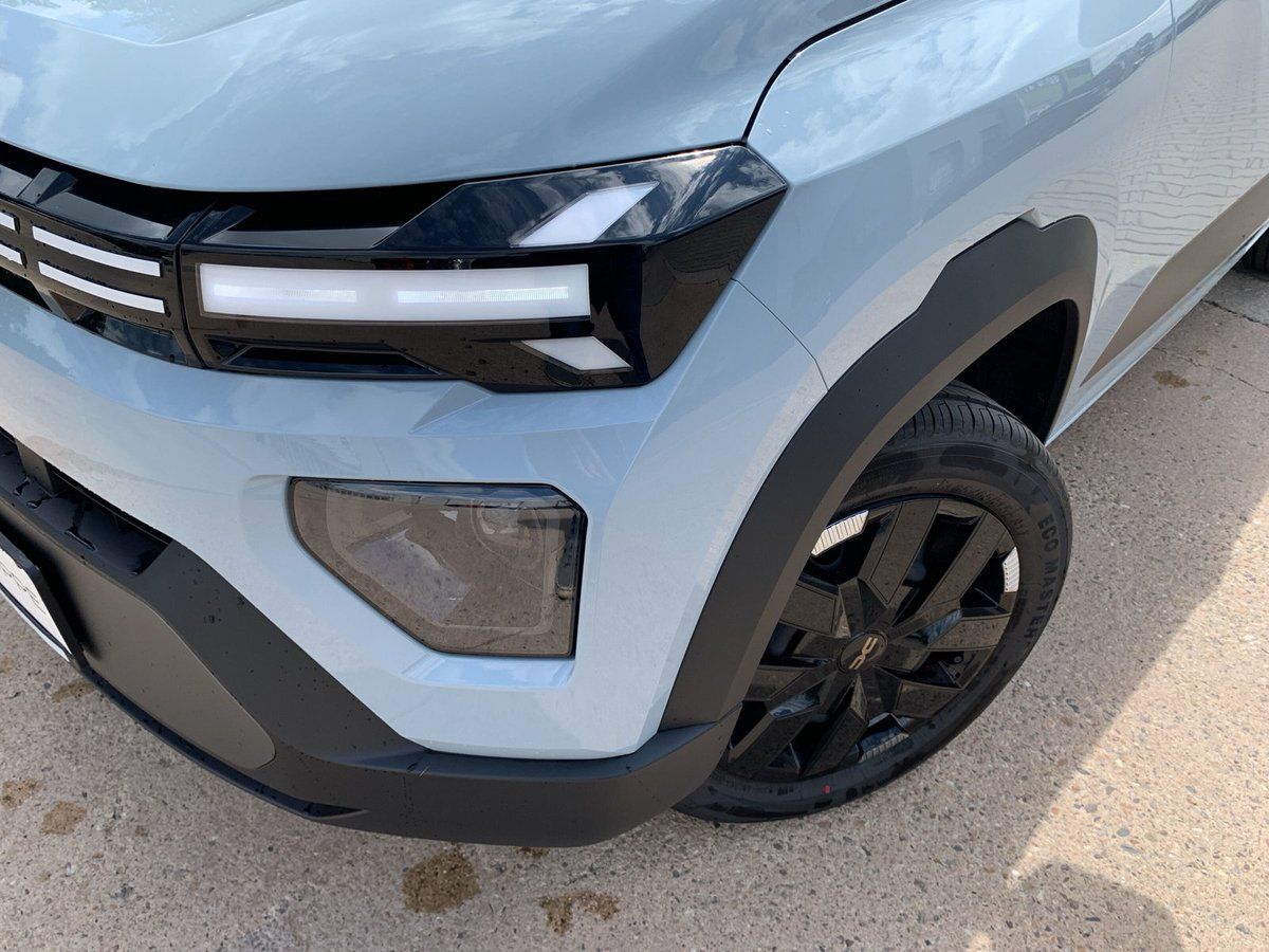 Dacia Spring - Bild 24