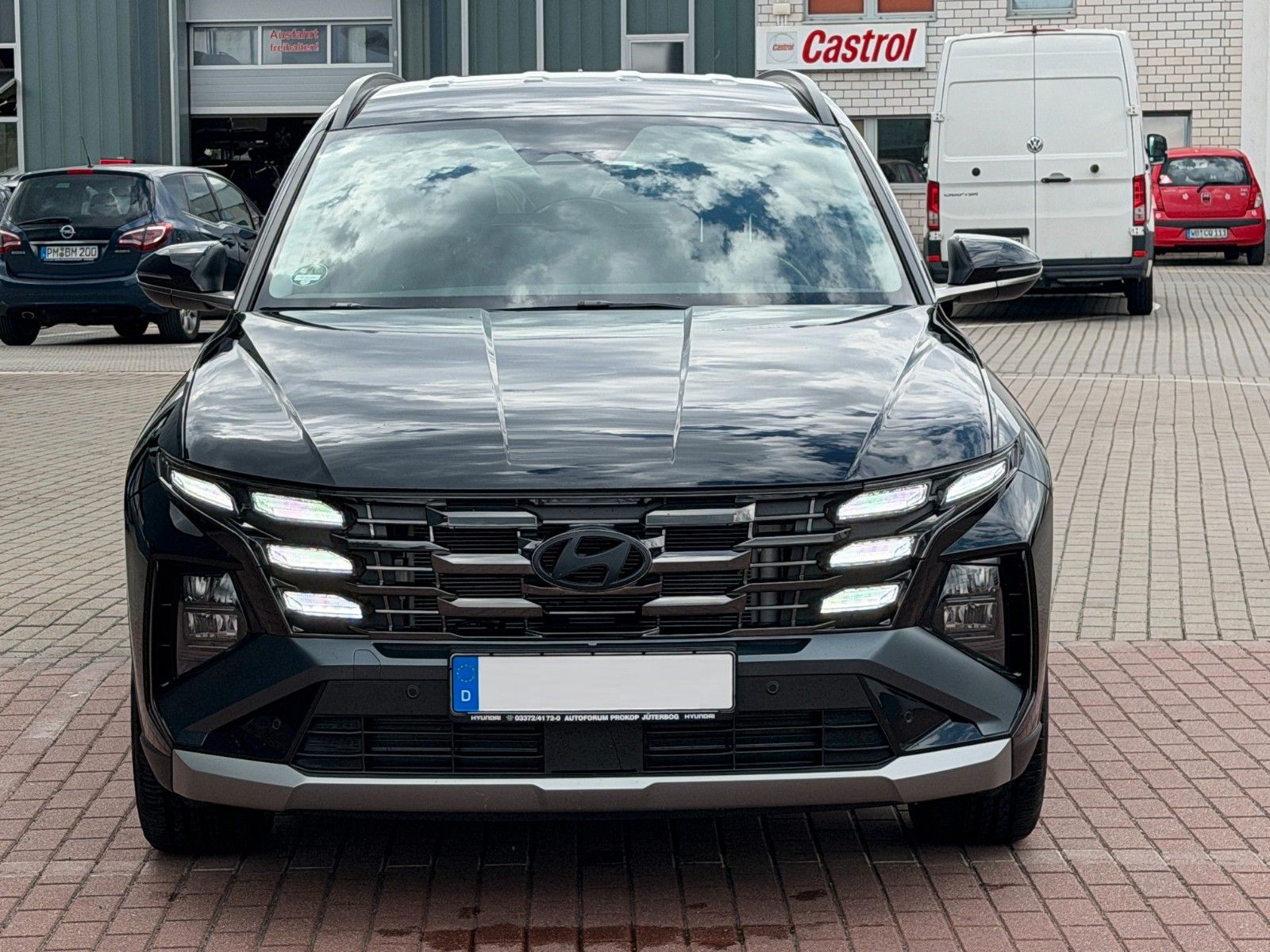 Fahrzeugabbildung Hyundai TUCSON 1.6 T-GDI Trend *Totwinkel*ACC*LED*RFK*