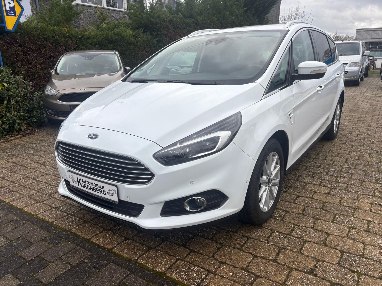 Ford S-MAX Titanium+Digital Tachoo+Tempomat+Navi+LED