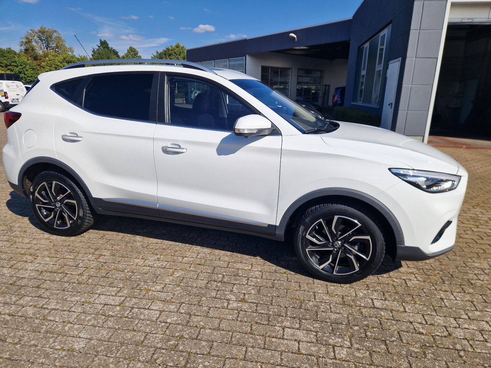 MG ZS