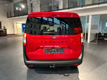 Ford Tourneo Courier Titanium Automatik AHK