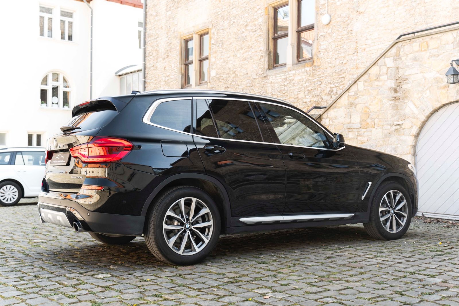 Fahrzeugabbildung BMW X3 xDrive 30i xLine LED Pano HIFI Driving Assist
