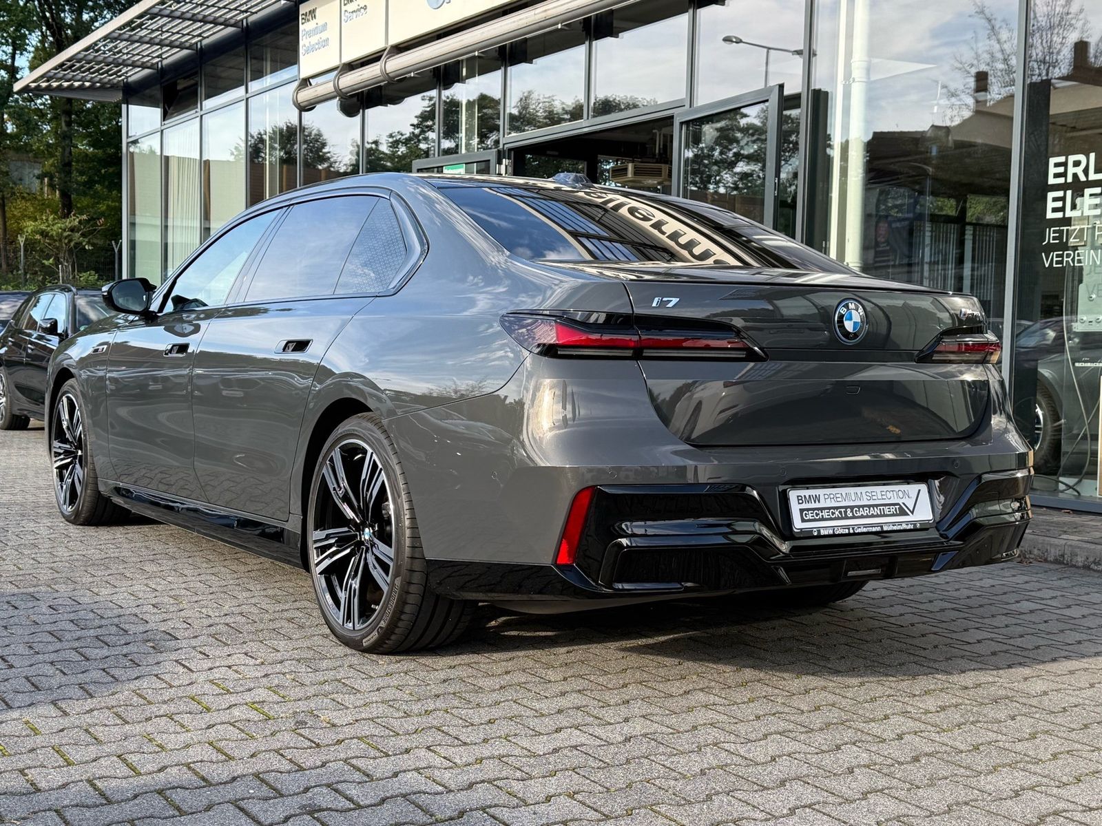 BMW i7 M70 xDrive M Sport ExecutiveLoungeSeating foto 4